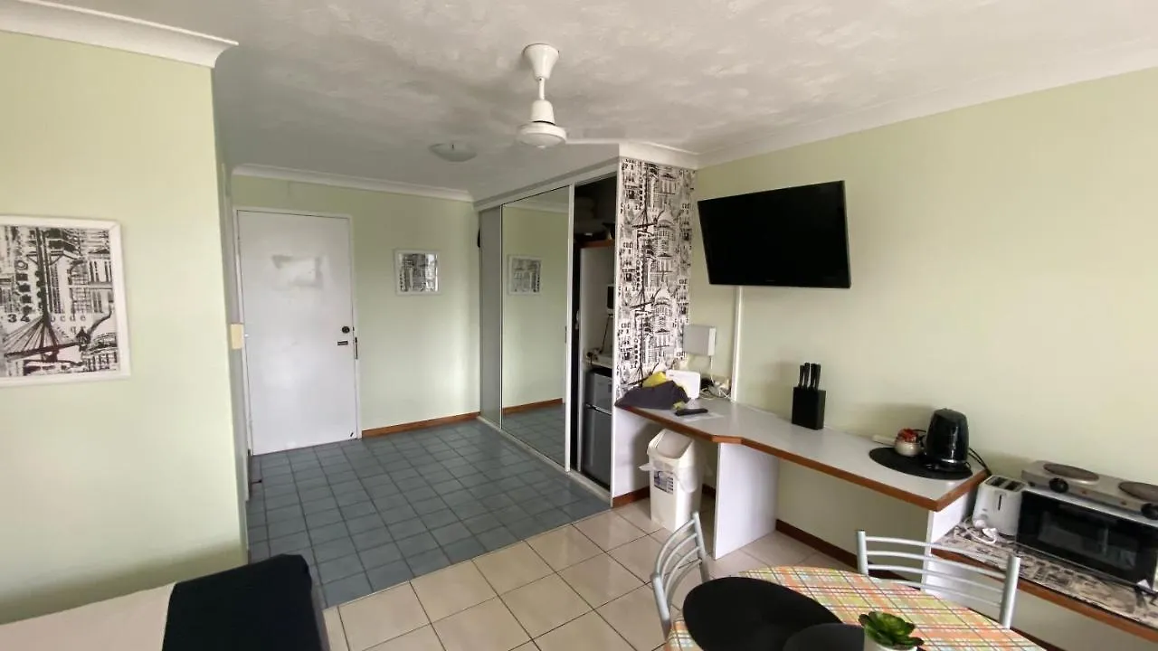 Holiday Lodge Apartment Cairns